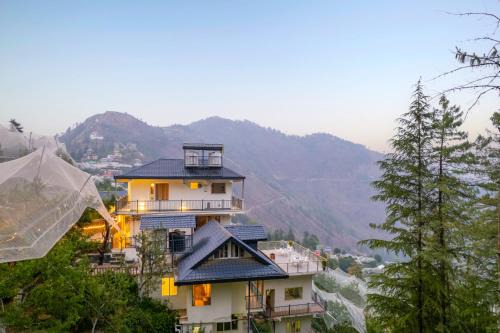 Theog Kabine | Jomotel Dayaar - An Apple Orchard Villa