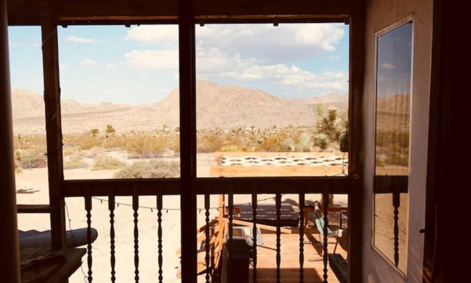 Joshua Tree Highlands Haus | Joshua Tree’s Highland Hideaway Compound