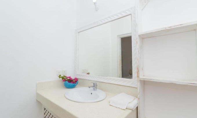 Gede Villa | Joy House