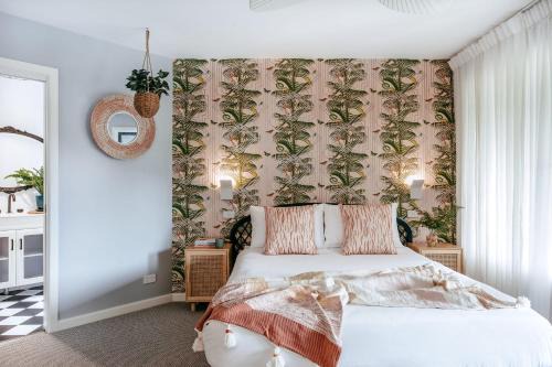Terrigal Haus | Jungle Cubby by Coast Hosting