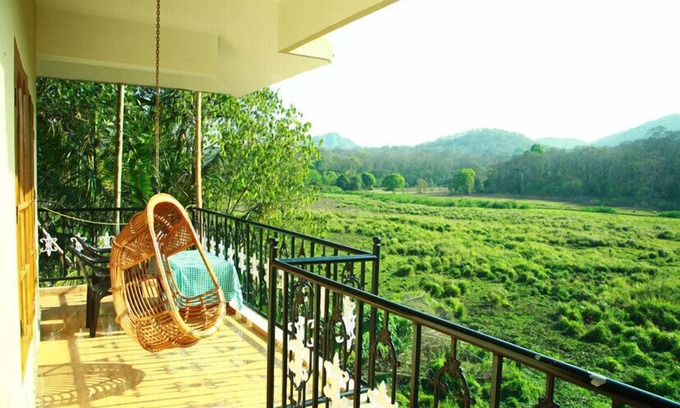 Kumily Haus | Jungle Palace Homestay