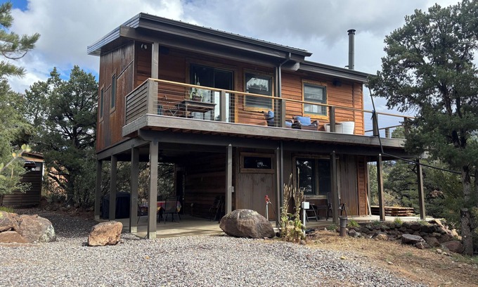 Boulder Kabine | Juniper House: Your Serene Boulder, Utah Mountain Retreat