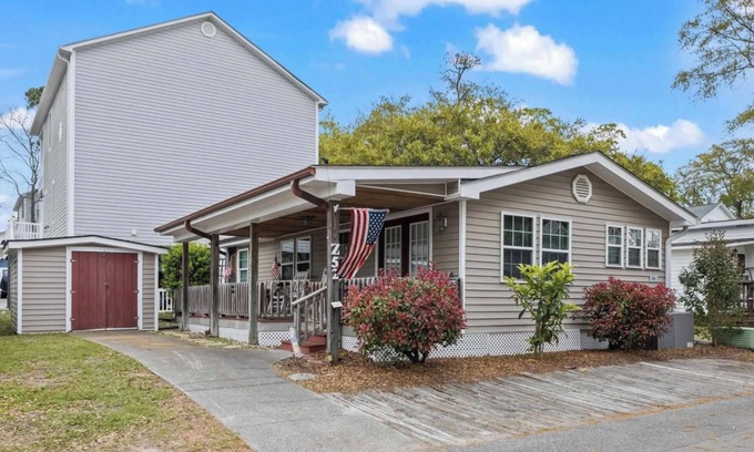 Myrtle Beach Haus | Just Listed! 3 BR, Covered Porch + Lake Views