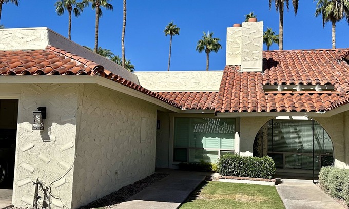 Paradise Valley Haus | Just renovated beautiful townhouse in the heart of Scottsdale