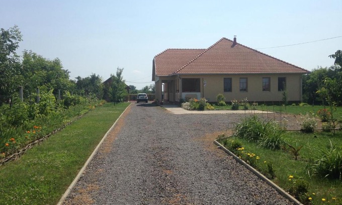 Szatmarcseke Haus | Kölcsey Kúria Vendégház
