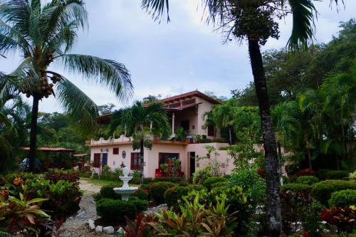 Nosara Hotel | K-Rae's