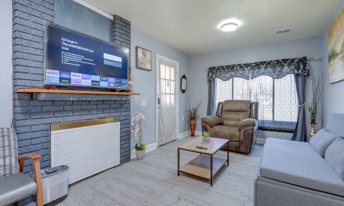 Kalamazoo Haus | Kalamazoo Vacation Rental Near Golf & Parks!