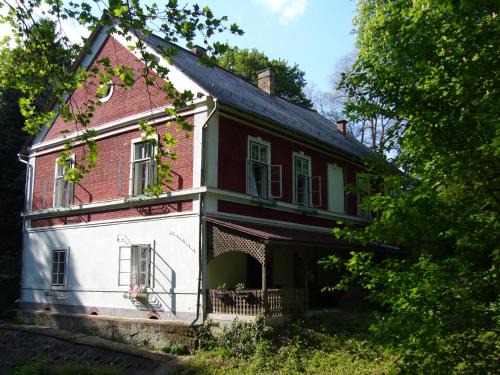Tornyiszentmiklos Haus | Kalmár Vendégház-Vadászház