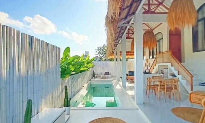 Bukit Villa | KamaKamala villa, 2 br beach house villa style