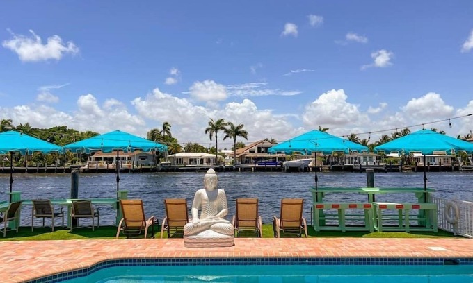 Cypress Point Eigentumswohnung | Kanda Zen - Luxus 2 Schlafzimmer, 2 Bäder, Blick aufs Wasser 2. Stock