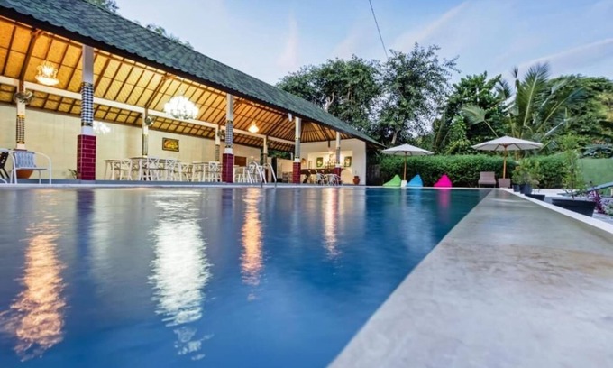 Sampalan Hotel | Kesari Glory Hotel