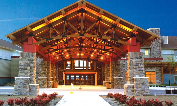 St Ignace Hotel | Kewadin St. Ignace Hotel