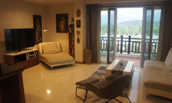 Khanom Wohnung | Khanom Beach Residence Sea & Mountain View - 1 Bedroom