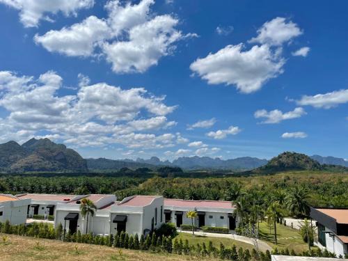 Ban Ta Khun Haus | Khaosok Mountain View Stay, Private House