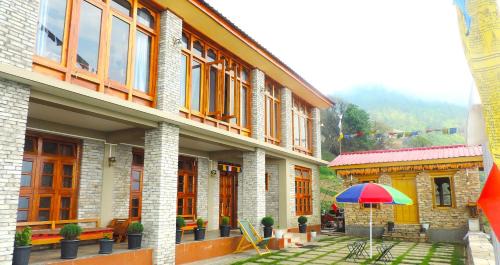 Bomdila Haus | Kharjap Homestay