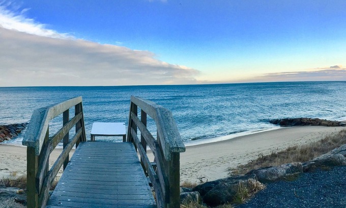 Dennis Port Hotel | Kingfisher Oceanside