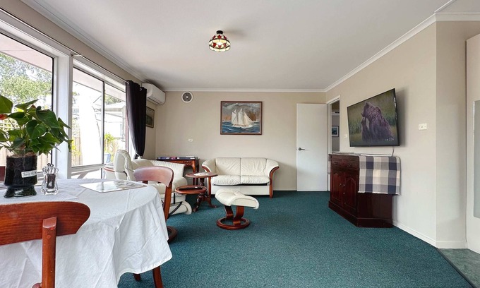 Hobart Central Business District Haus | Kings Corner - 5min to CBD & 20min to Airport