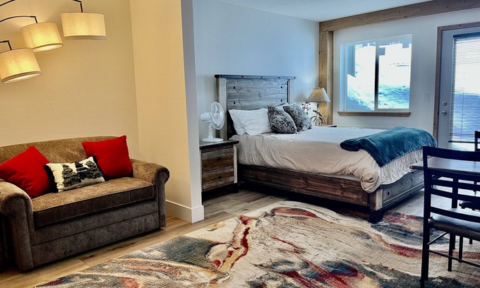 Palisades Wohnung | KirkwoodSki InStudio@TheMeadows HotTub