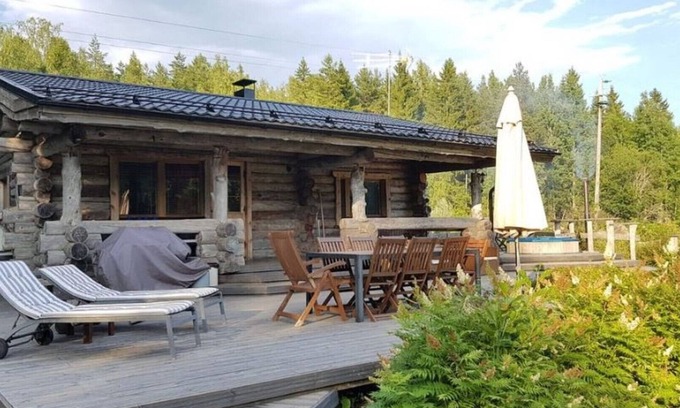 Pyhtaa Hütte | Kivikoski Häuschen am Fluss in Pyhtää für 5-7 Personen