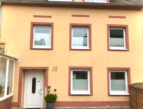 Neumagen-Dhron Haus | Klein und Fein für nach dem Wein, Römerstraße