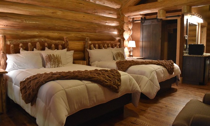 Afton Hotel | Kodiak Mountain Resort