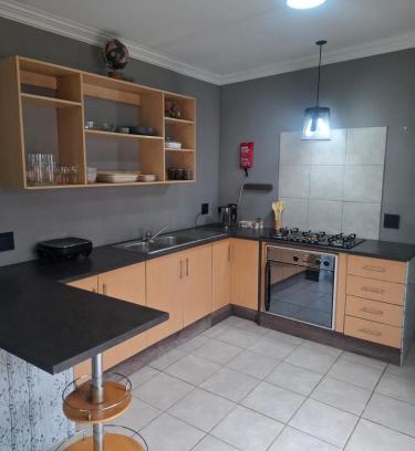 Alberton Haus | KOUT Guest House