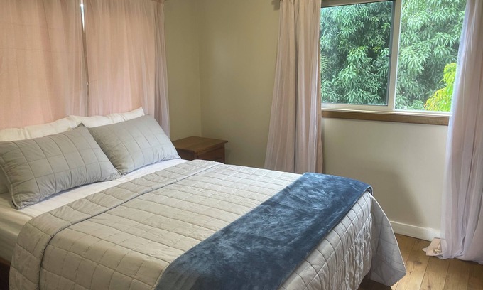 Hopkins Kabine | KSG Cabins 5 minutes to Mayflower Falls and 10 minutes to Hopkins Beach