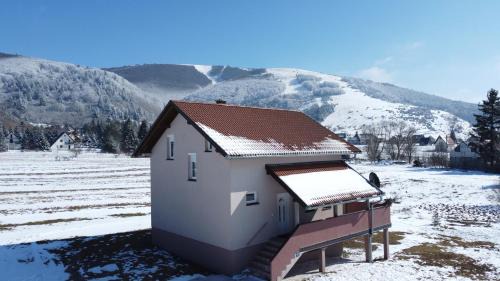Kupres Skihütte | Kuća za odmor -Megy-