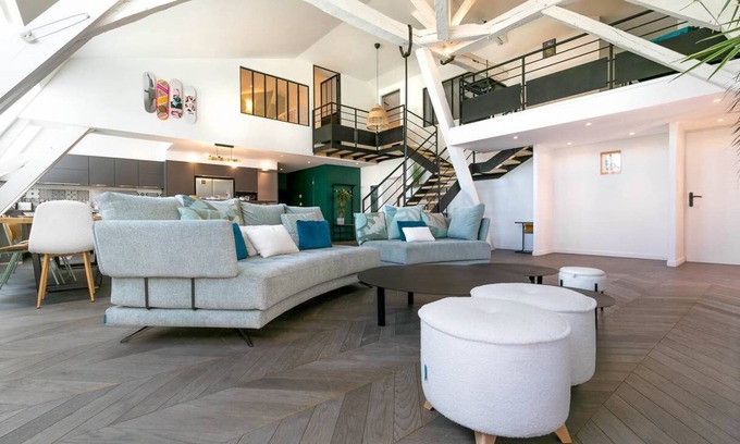 Centre Sud Wohnung | L'ô Loft, appartement en duplex avec parking au cœur du centre historique