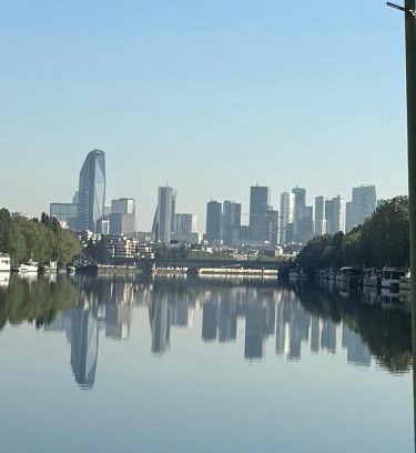 Saint-Cloud Bootsverleih | La cabine du capitaine