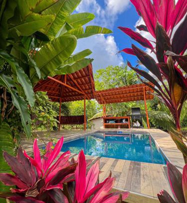 Puerto Jimenez Haus | La Casa de Piedra