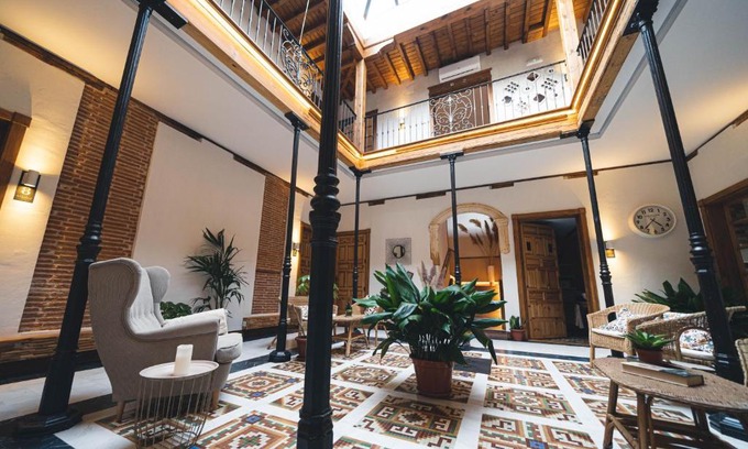 Urda Bed & Breakfast | La Casa del Médico Hostería Rural