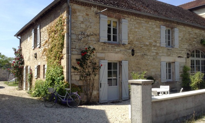 Chatelay Hütte | La Clairière: Duplex komplett im Teil eines Familienhauses renoviert