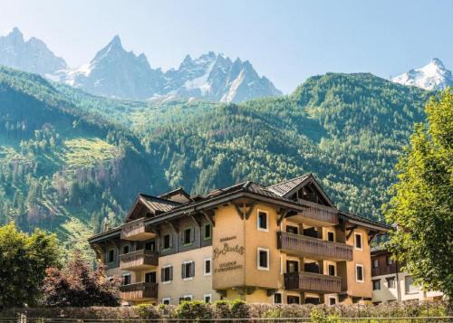 Chamonix City Centre Wohnung | La Ginabelle Vue MontBlanc 4 personnes