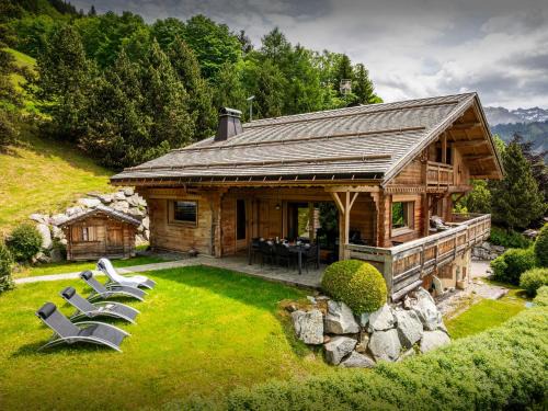 Manigod Skihütte | La Grange à L'Ours - OVO Network