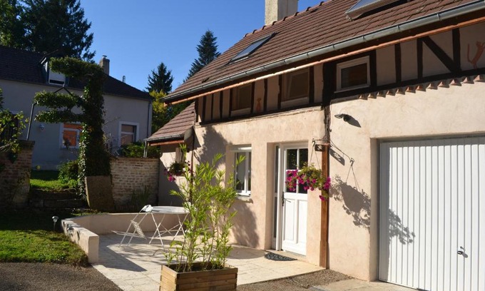 Lamarche-sur-Saone Bed & Breakfast | La Licorne