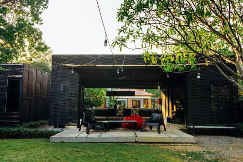 Puk Tian Haus | La Lune ลาลูน