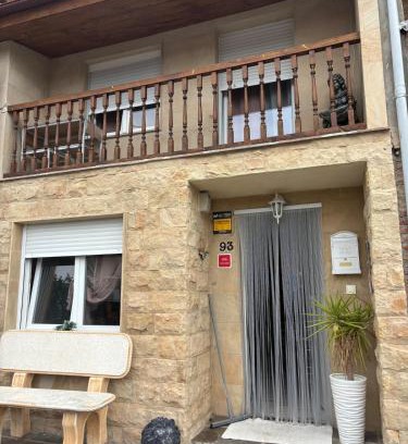 Torrelavega Haus | La pulga en el océano
