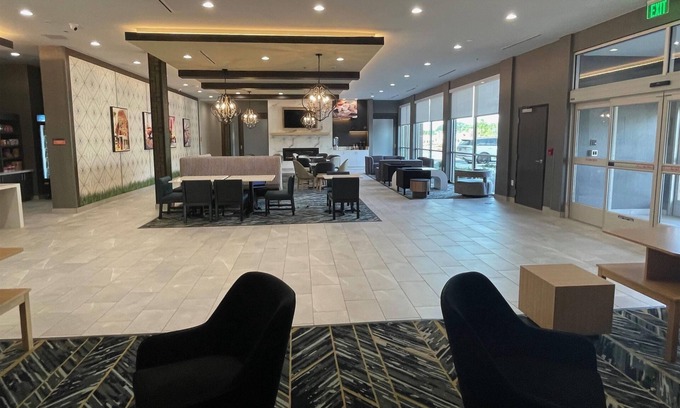 Olive Branch Hotel | La Quinta Inn & Suites by Wyndham Olive Branch