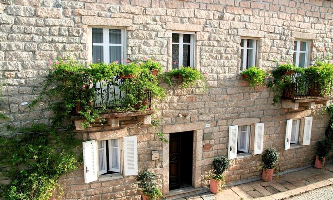 Aggius Haus | La Vignaredda - Residenza di Charme