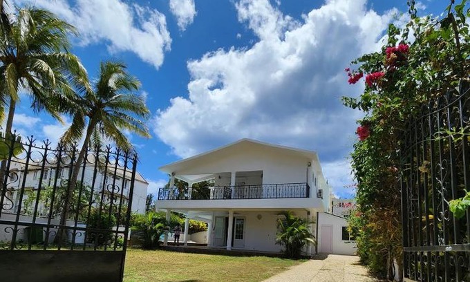 Wolmar Villa | La Villa Côtière