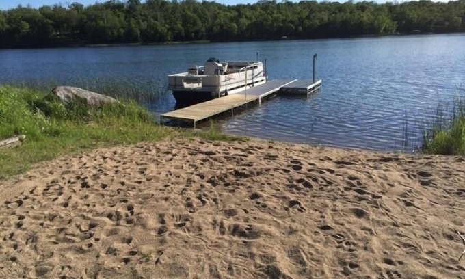 Richwood Kabine | Lake Cabin w Privatstrand am wunderschönen Big Sugarbush Lake