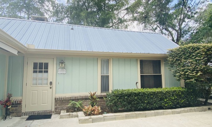 DeLand Wohnung | Lake Forest Retreat