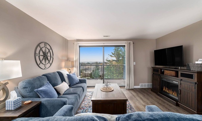 Acme Eigentumswohnung | ❦ Schöne Lake View Golf Course Condo