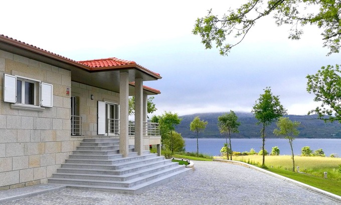 Montalegre Haus | See Haus - Travassos da Cha - Montalegre