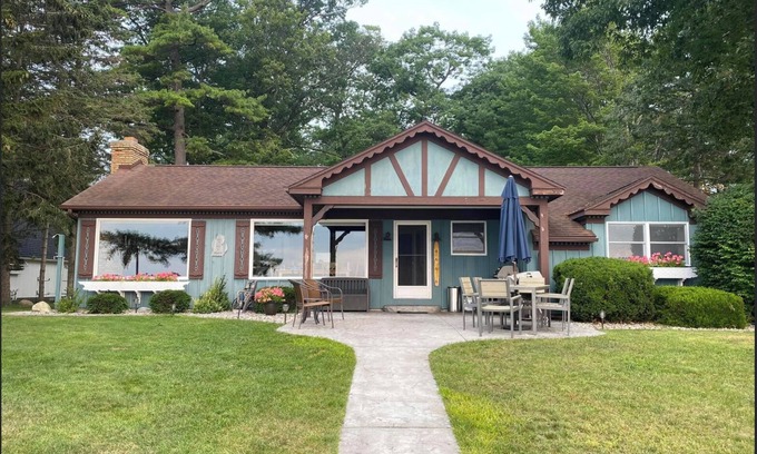 Au Gres Haus | Lake Huron Lake House - Schlafmöglichkeiten für 10