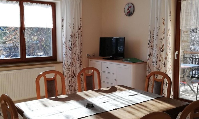 Weissenbach Wohnung | Seeblick - App. mit 2 Schlafräume; Dusche, WC - Abenteuerhof Schiefer