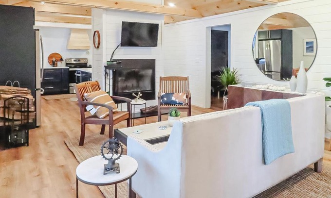 Moultonborough Haus | Lake Winni Cottage