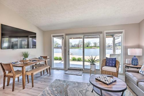 LaPlatte I Haus | Lakefront Bellevue Home Private Beach and Fire Pit!