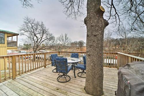 Tia Juana Haus | Lakefront Eucha Escape with Views and Boat Slip!